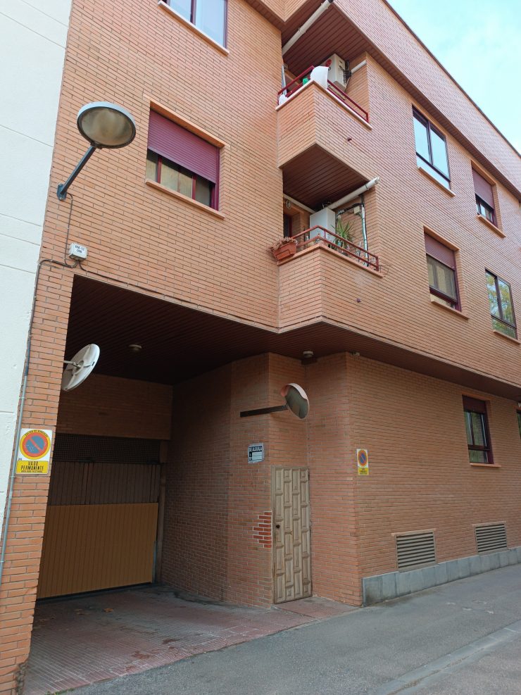 Garaje en calle Molino, Utebo